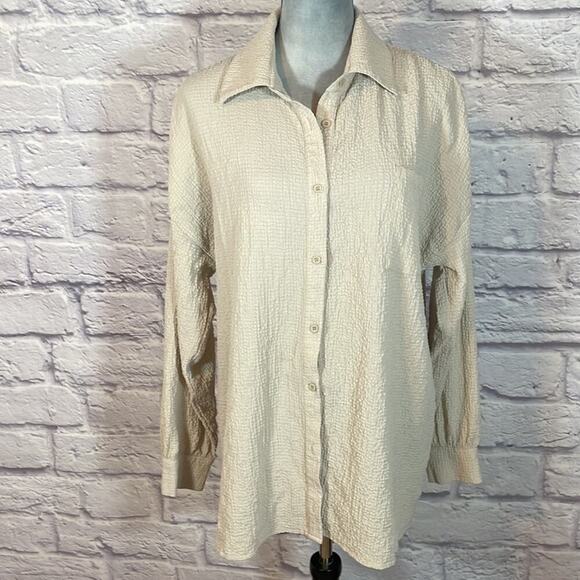 PrettyLittleThing crinkle blouse - Picture 3 of 6